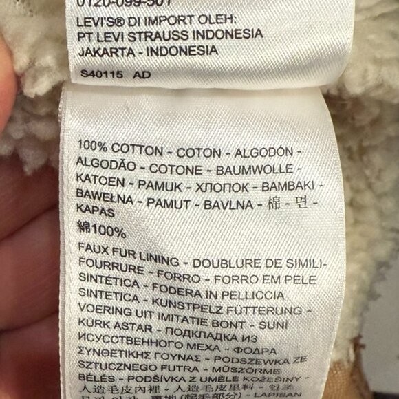 Levi’s Sherpa Trucker Jacket - Picture 7 of 7